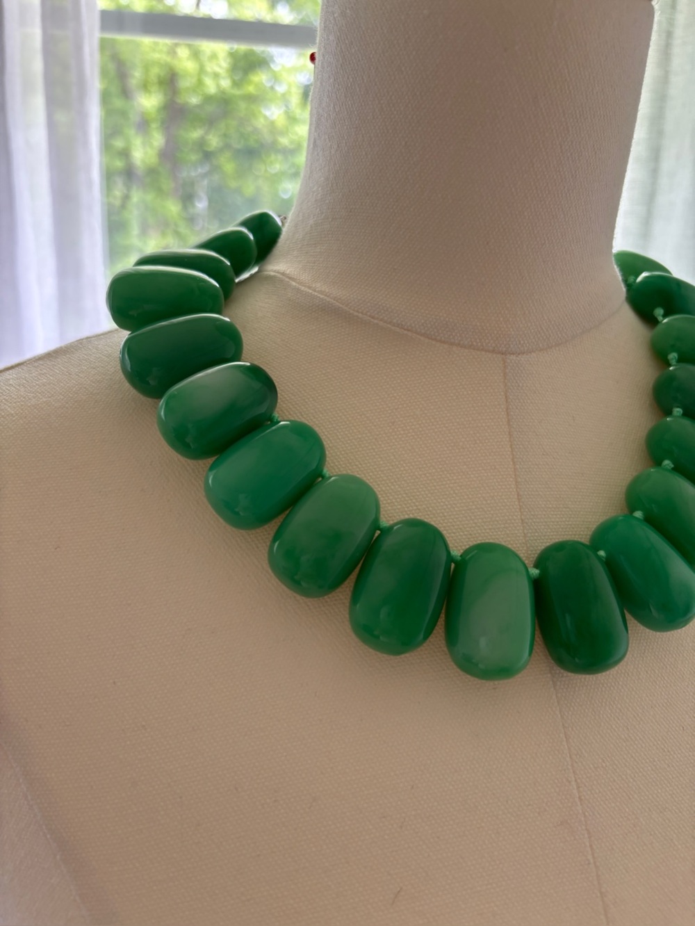Piper Bold Green Chunky Bead Necklace 16" x 3" Lead Safe Nickel Free SKU 24 - Picture 3 of 4